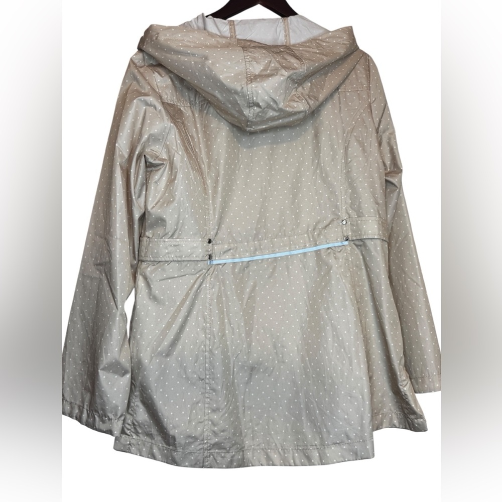 Jones of New York Lt Beige Polka Dot Women’s Windbreaker Travel Jacket w/ Hood - Picture 2 of 4